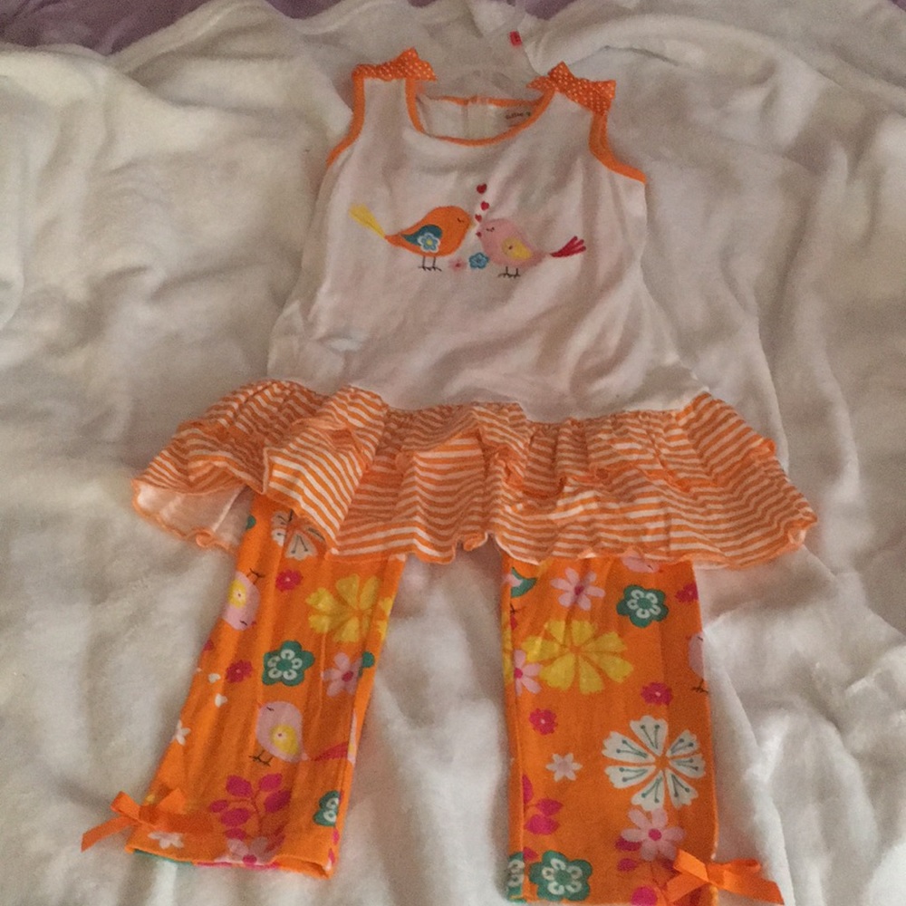 Two piece set